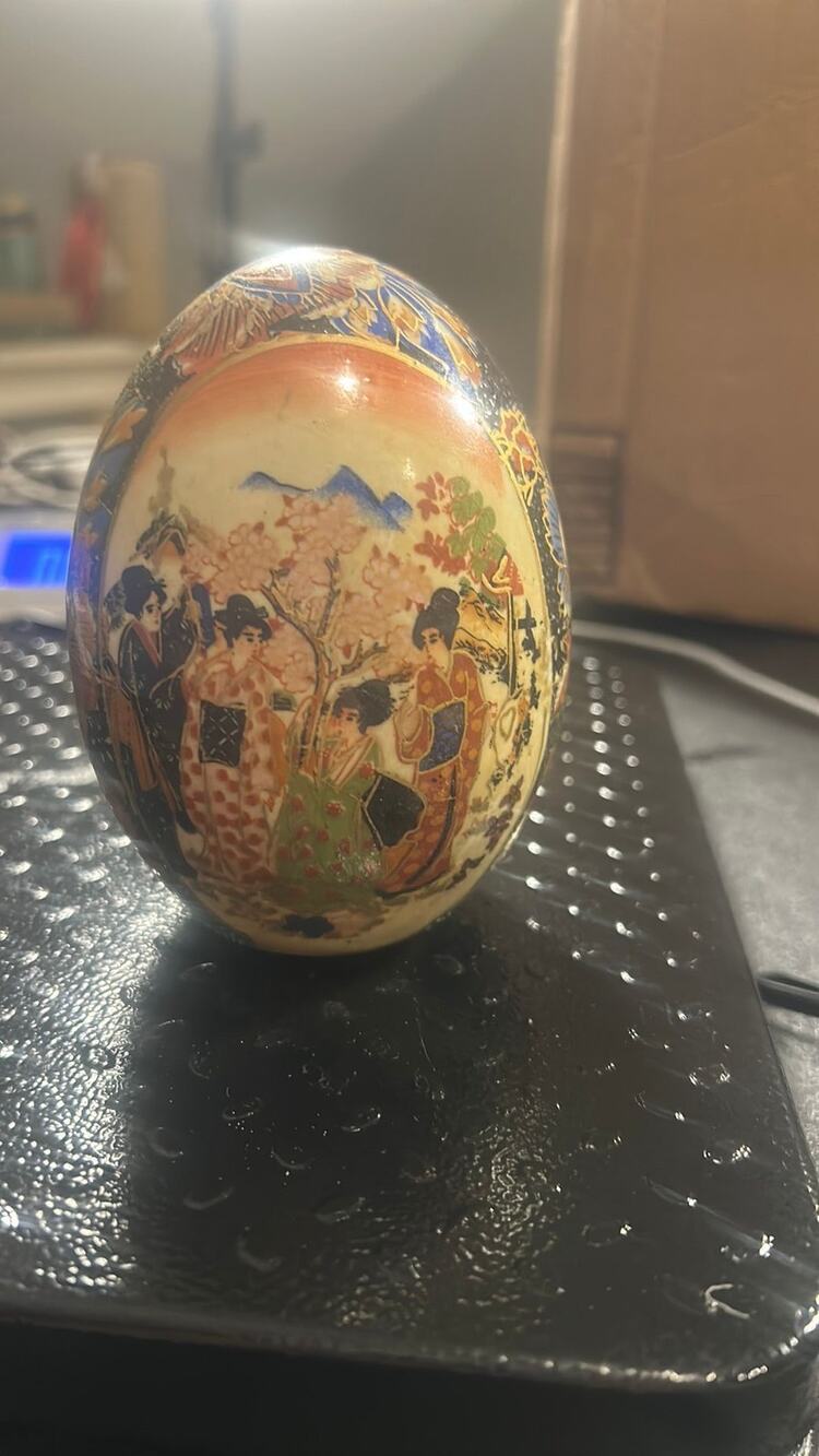 Vintage Satsuma Porcelain Egg with Geisha Girls